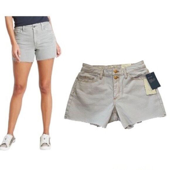 Size 00/24 Universal Thread Midi Shorts for Women - Picture 3 of 8